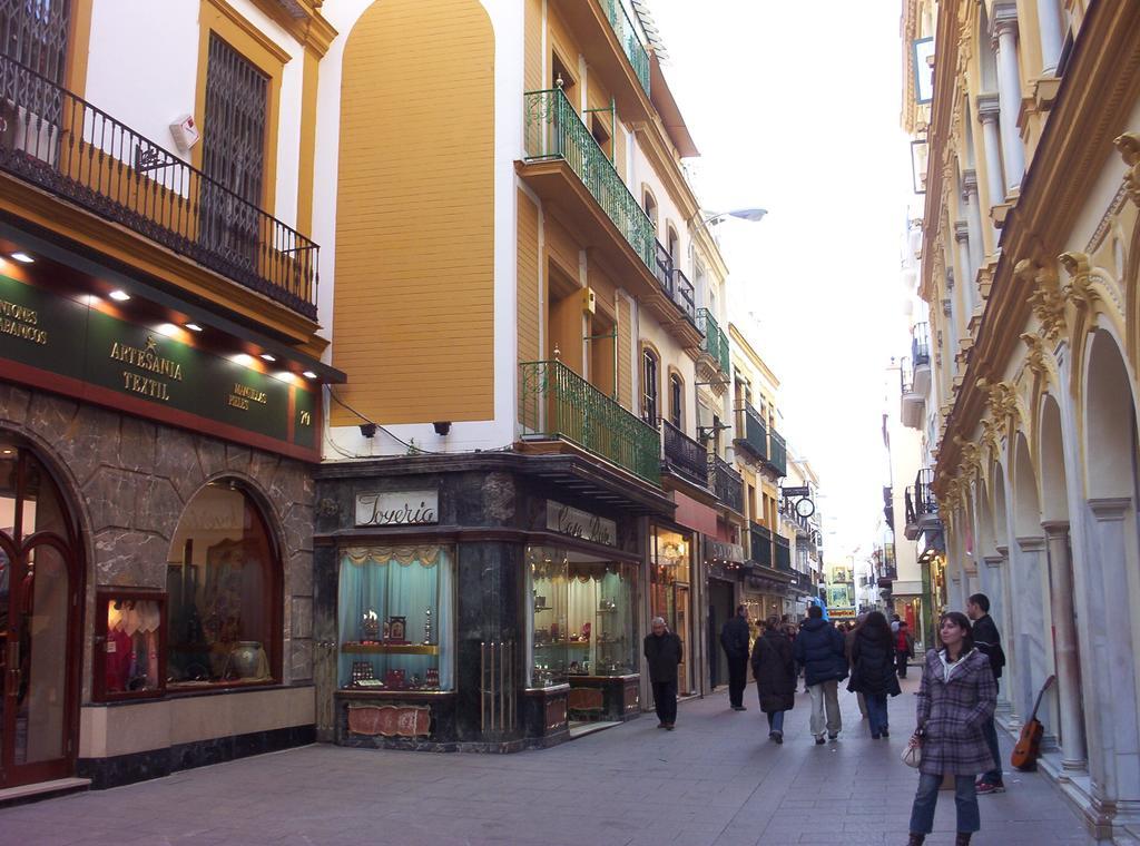 Apartamento Calle Sierpes Sewilla Zewnętrze zdjęcie