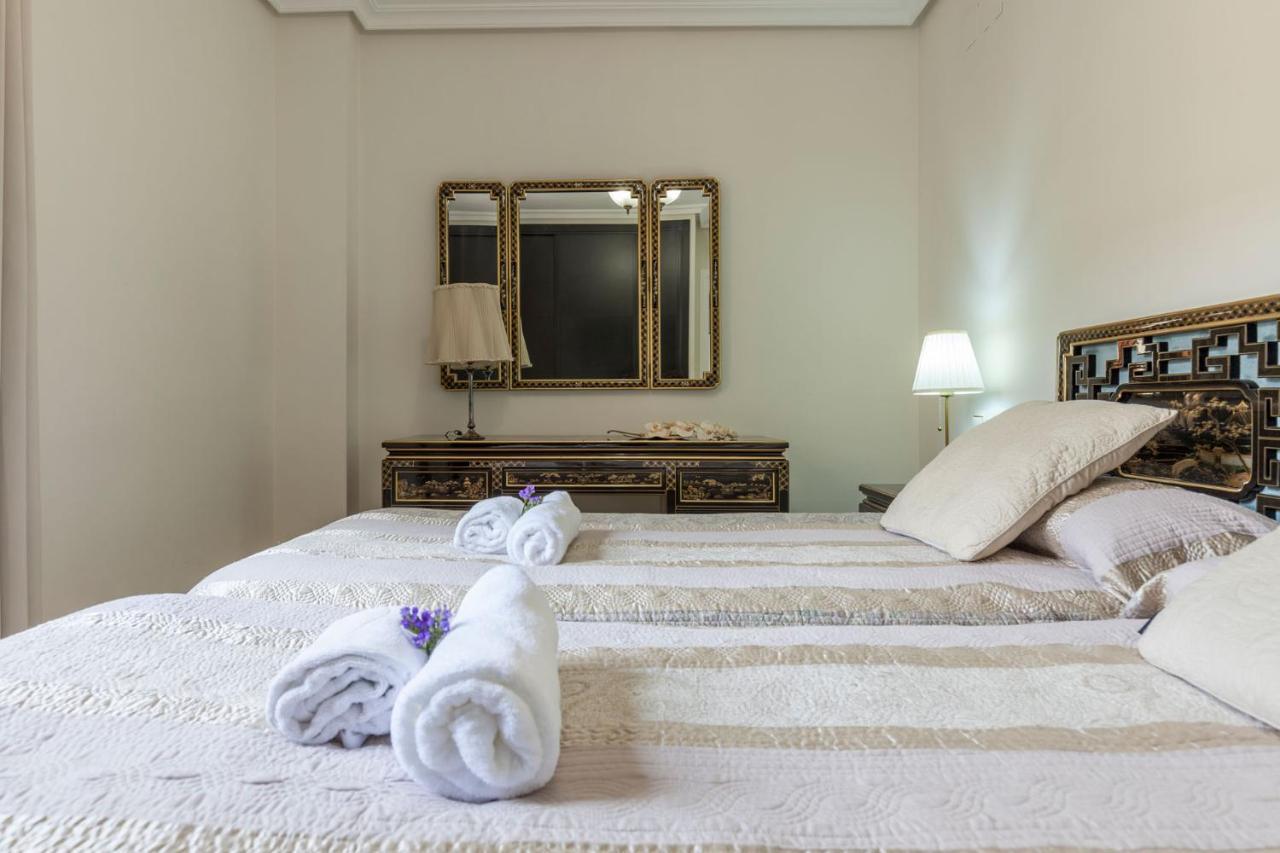 Apartamento Calle Sierpes Sewilla Zewnętrze zdjęcie